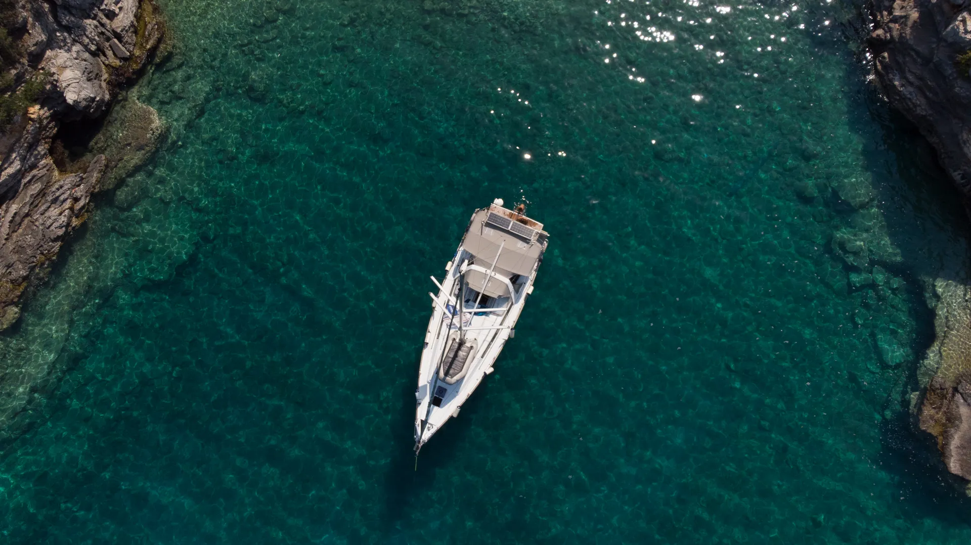 Beleza, a Beneteau Oceanis 41, sailing off Lefkada in the Ionian